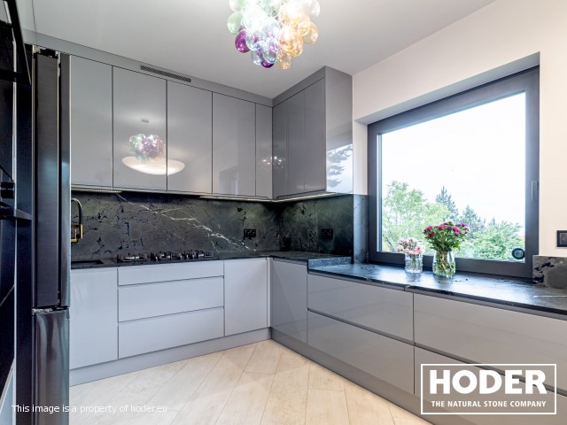 KÜCHENARBEITSPLATTE, Waschtischplaten und Fensterbank aus Quartz 701, 433, 470 und Fensterbank Quarzkonglomerat 4000 - zdjęcie numer 6