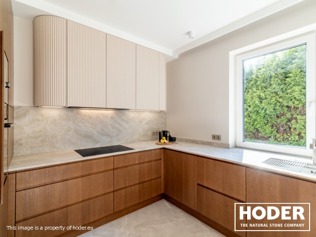 KÜCHENARBEITSPLATTE naturlicher quarzit Satinato 723, Waschtischplaten Granite Satinato 464 und Fensterbank Quarzkonglomerat 2005 - zdjęcie numer 8