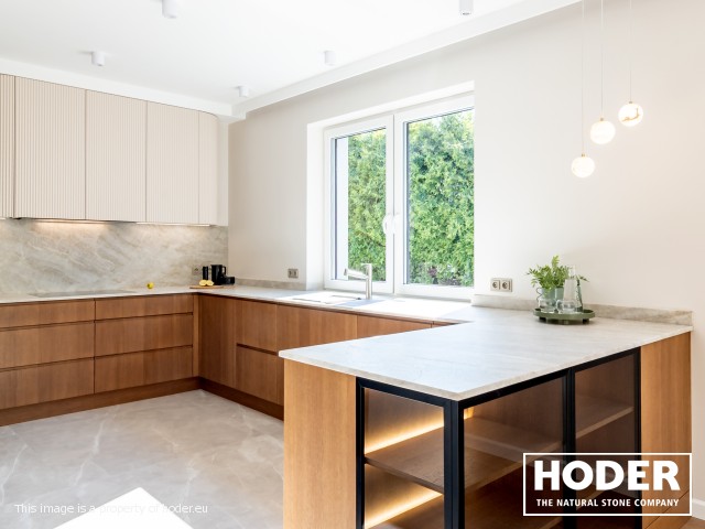 KÜCHENARBEITSPLATTE naturlicher quarzit Satinato 723, Waschtischplaten Granite Satinato 464 und Fensterbank Quarzkonglomerat 2005 - zdjęcie numer 5