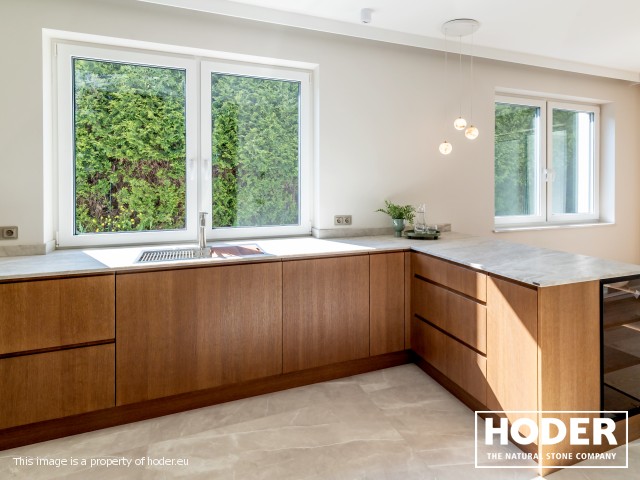 KÜCHENARBEITSPLATTE naturlicher quarzit Satinato 723, Waschtischplaten Granite Satinato 464 und Fensterbank Quarzkonglomerat 2005 - zdjęcie numer 6