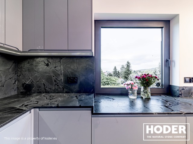 KÜCHENARBEITSPLATTE, Waschtischplaten und Fensterbank aus Quartz 701, 433, 470 und Fensterbank Quarzkonglomerat 4000 - zdjęcie numer 8