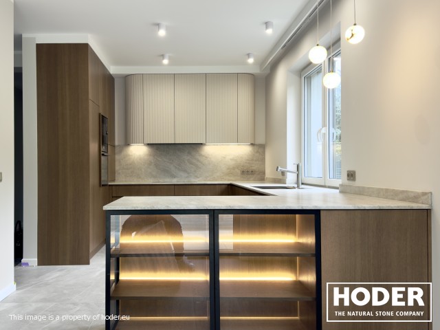 KÜCHENARBEITSPLATTE naturlicher quarzit Satinato 723, Waschtischplaten Granite Satinato 464 und Fensterbank Quarzkonglomerat 2005 - zdjęcie numer 1